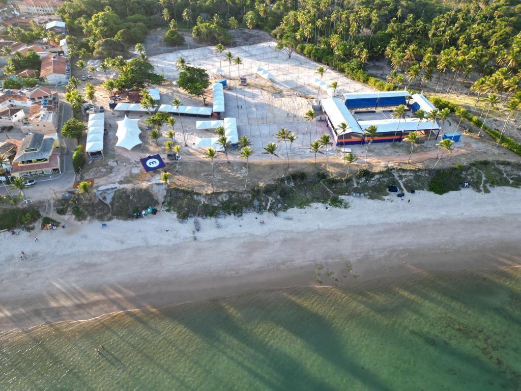 A arena montada na Praia do Francês, em Marechal Deodoro, município a 20km de Maceió (Paxá Sports)