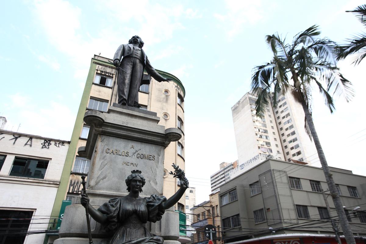 Monumento-túmulo que homenageia o compositor campineiro Carlos Gomes (Kamá Ribeiro)