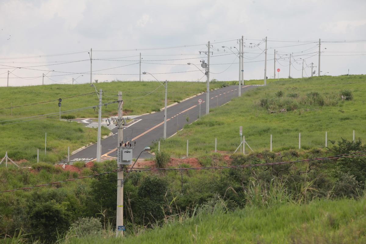 Serviço vai simplificar a regularização de glebas em Campinas, que posteriormente poderão servir a novos empreendimentos imobiliários (Rodrigo Zanotto)