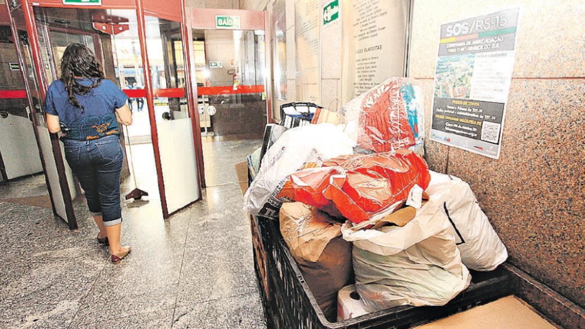 TRT-15 recebe doações nas sede judicial e administrativa, respectivamente na Av. Barão de Jaguara (foto) e
na Rua Dr. Quirino, e também no Fórum Trabalhista, localizado na Av. José de Souza Campos (Kamá Ribeiro)