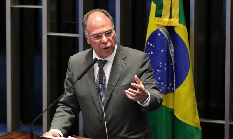 O líder do governo no Senado, Fernando Bezerra Coelho, durante sessão que aprovou o Projeto de Lei de Conversão 11/2019, oriundo da MP 871/2019, que combate irregularidades em benefícios previdenciários.  (Fabio Rodrigues Pozzebom/Agência Brasil)