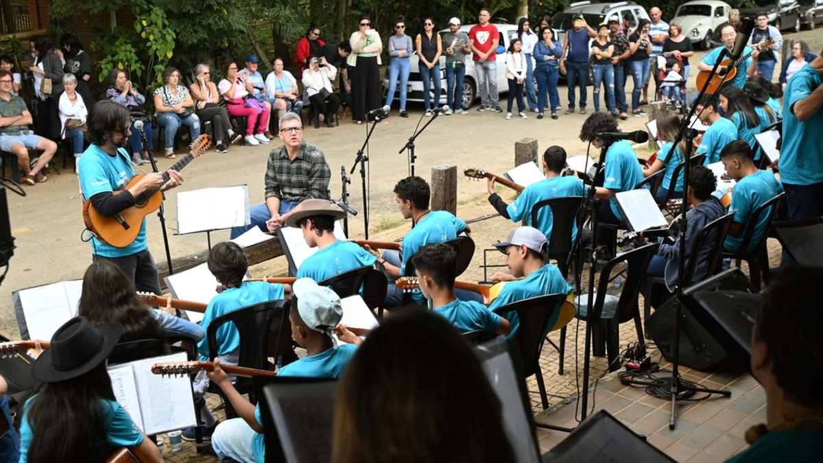 Uma das apresentações da programação da última edição do evento em 2023, ocorrida em Joaquim Egídio (Carlos Bassan)