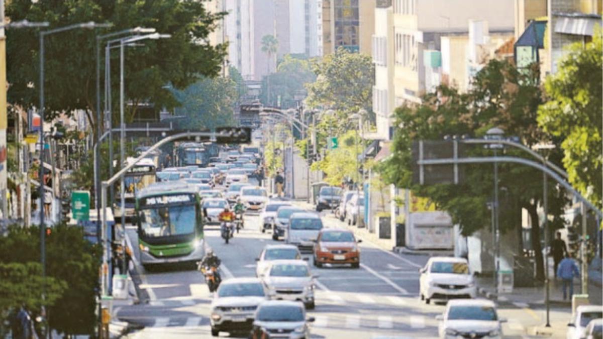 Aproximadamente 68% das penalidades aplicadas no ano passado por infrações de trânsito envolveram excesso de velocidade; ao todo, os 51 acidentes com vítimas fatais por abuso de velocidade deixaram 52 mortos em 2023 (Alessandro Torres)