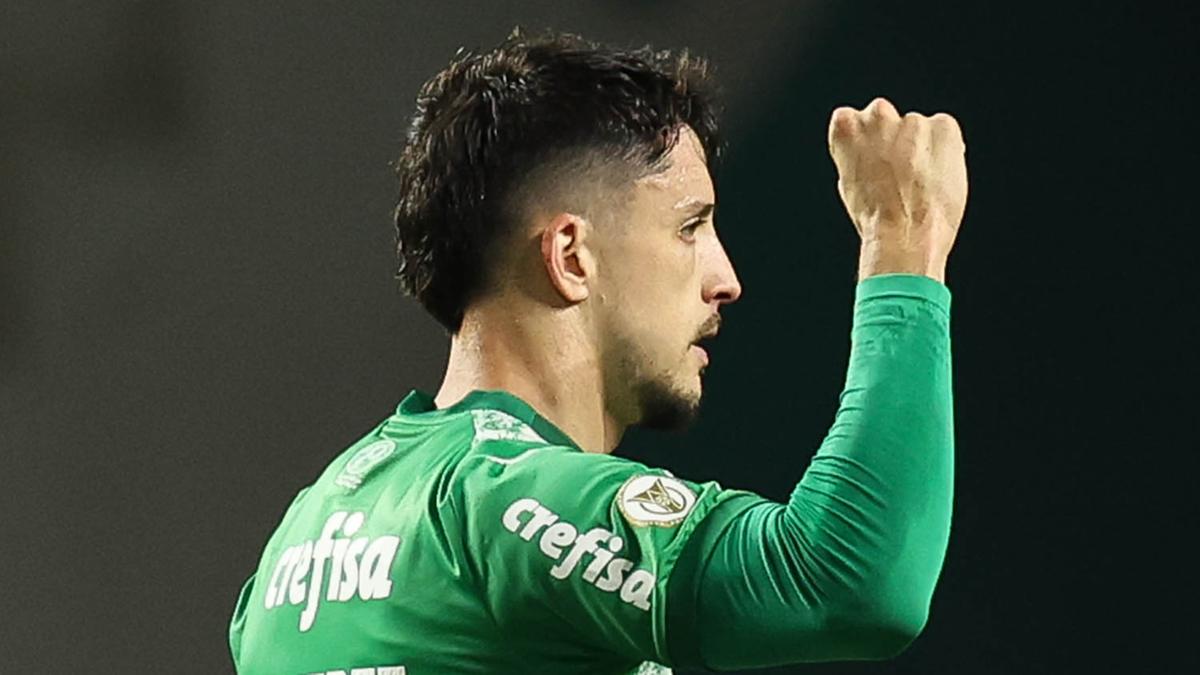 Lateral-esquerdo Piquerez abriu o placar para o alviverde (Cesar Greco/Palmeiras/by Canon)