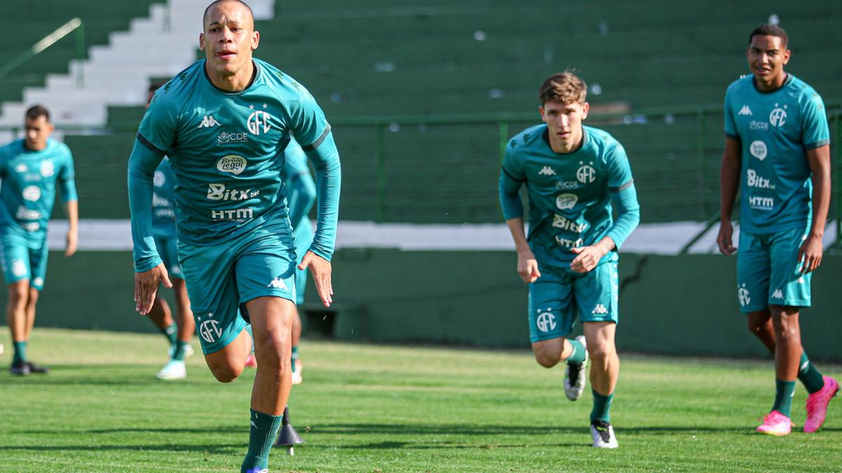 “Se ganharmos, podemos mudar a chave no campeonato”, disse Caio (Raphael Silvestre/Guarani FC)
