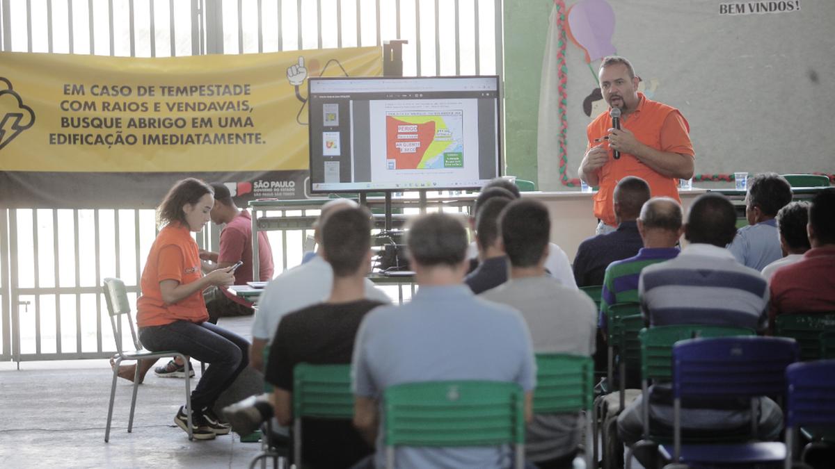 Uma das iniciativas já em andamento no município é a capacitação de líderes comunitários para enfrentamento de extremos climáticos (Kamá Ribeiro)