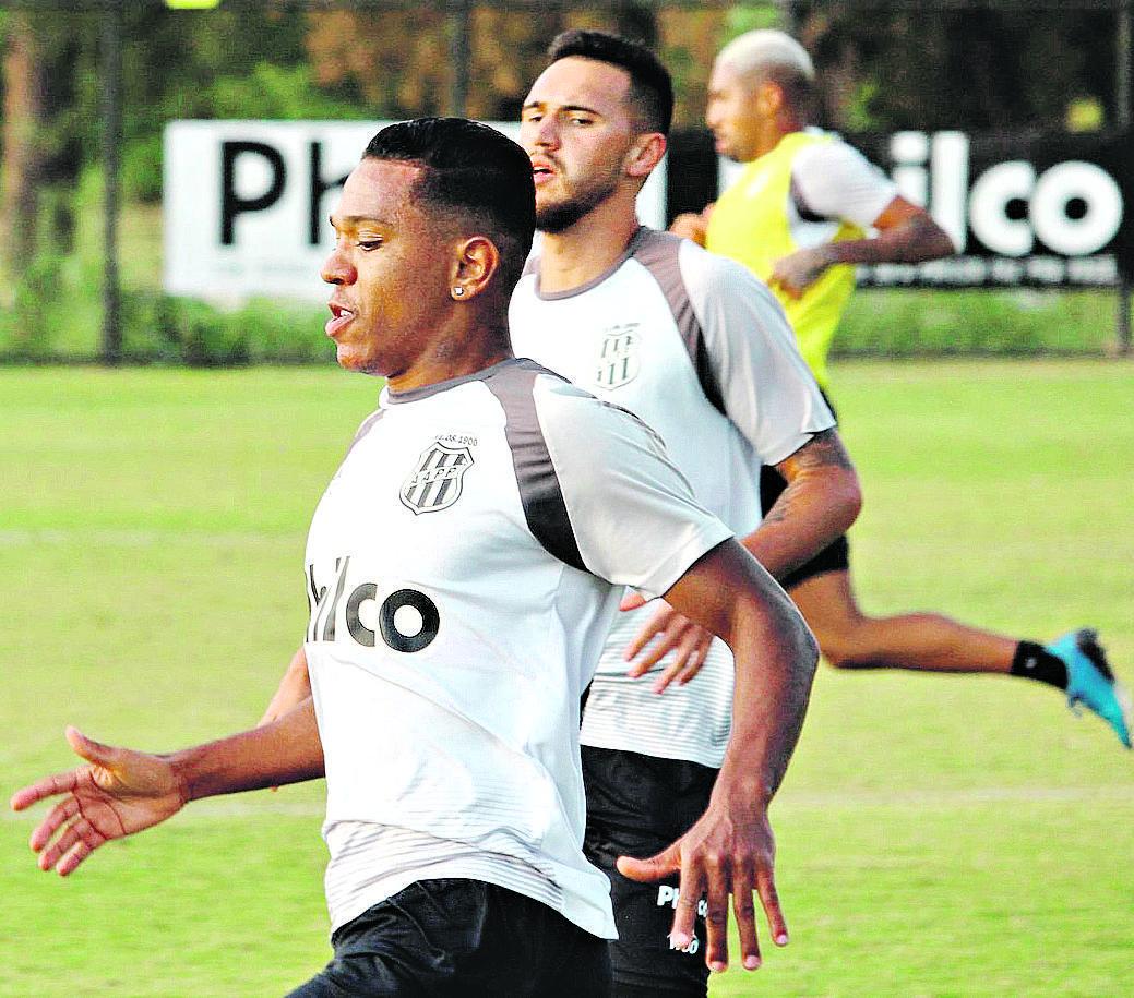 Niltinho, que já atuou em sete jogos pela Ponte Preta, ainda não balançou as redes  (Diego Almeida/PontePress)