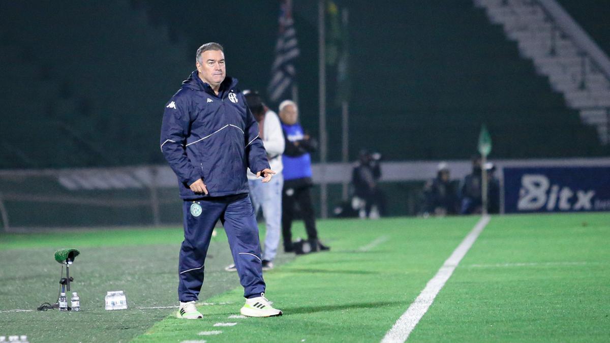 Pintado mudou o meio de campo no duelo de domingo (Raphael Silvestre/Guarani FC)