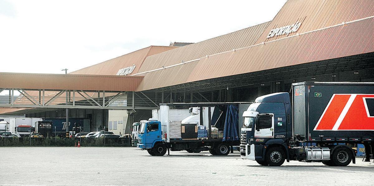 No primeiro semestre, o déficit da balança comercial regional foi de US$ 5,12 bilhões (R$ 28,34 bilhões), alta de 17,17% em relação aos US$ 4,37 bilhões (R$ 24,29 bilhões) de janeiro e junho de 2023; Estados Unidos são o principal destino das exportações das empresas regionais (Kamá Ribeiro)