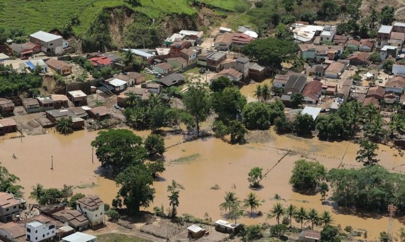 (Porto Seguro - BA, 12/12/2021) Presidente Bolsonaro sobrevoa  áreas atingidas por enchentes no Estado da Bahia.
Foto: Isac Nóbrega/PR (Isac Nóbrega/PR)