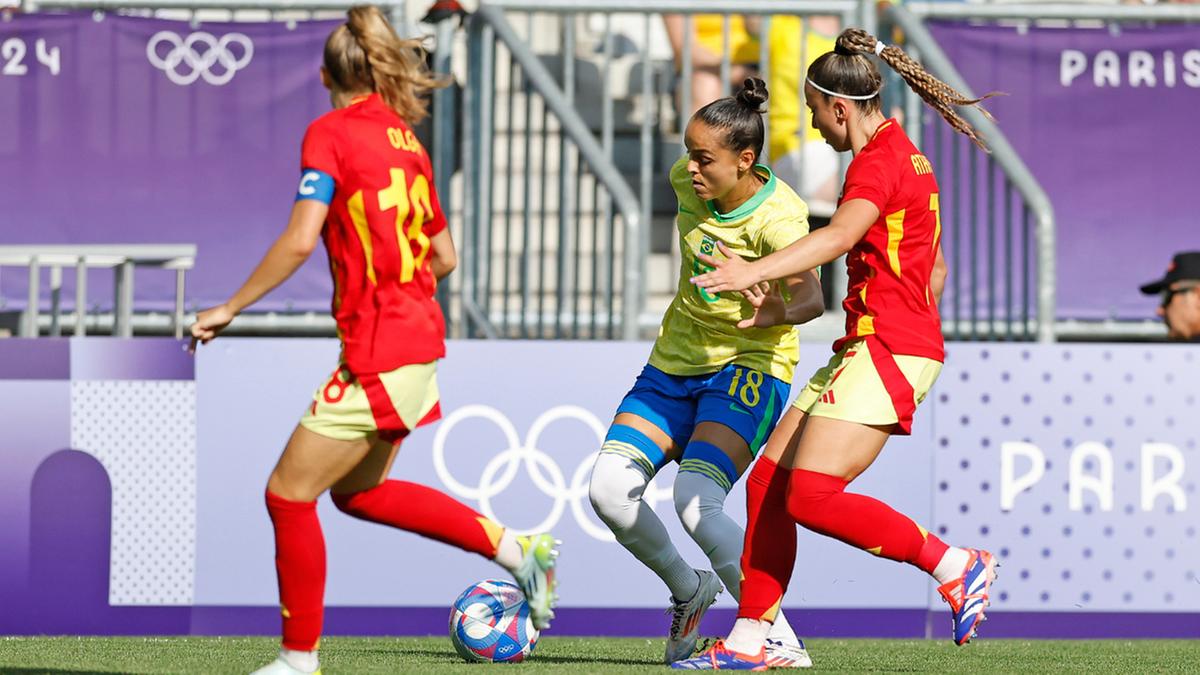 Seleção Feminina enfrentou Espanha no estádio Matmut Atlantique, em Bourdoux, nessa quarta-feira 31/07 (Rafael Ribeiro/CBF)