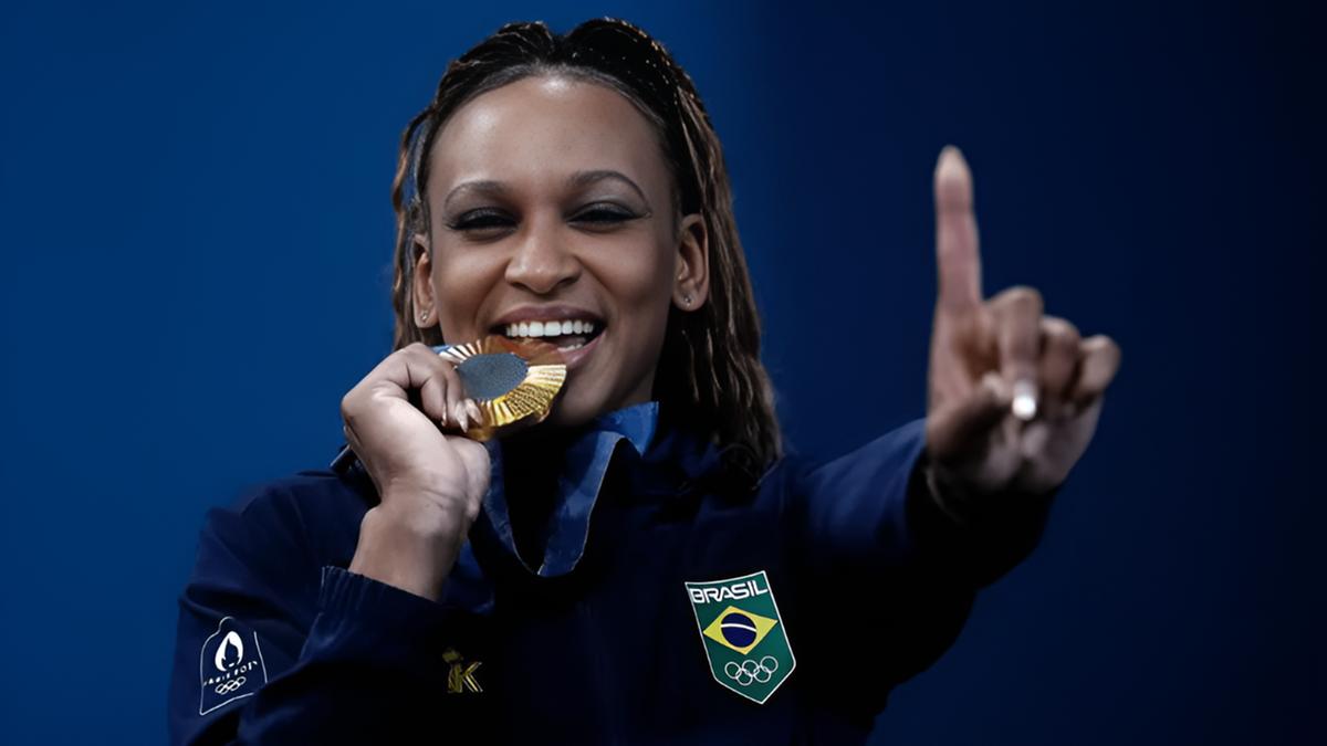 Rebeca Andrade conquista a medalha de ouro na final do solo (Alexandre Loureiro/COB)