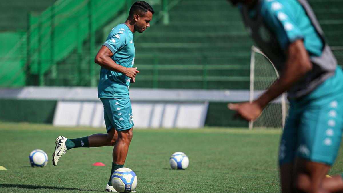 Airton teve participação direta em cinco dos últimos sete gols do Bugre (Raphael Silvestre/Guarani FC)