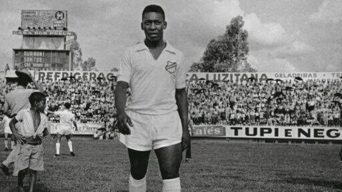 Uma das primeiras aparições de Pelé no Brinco de Ouro (Reprodução/Facebook)
