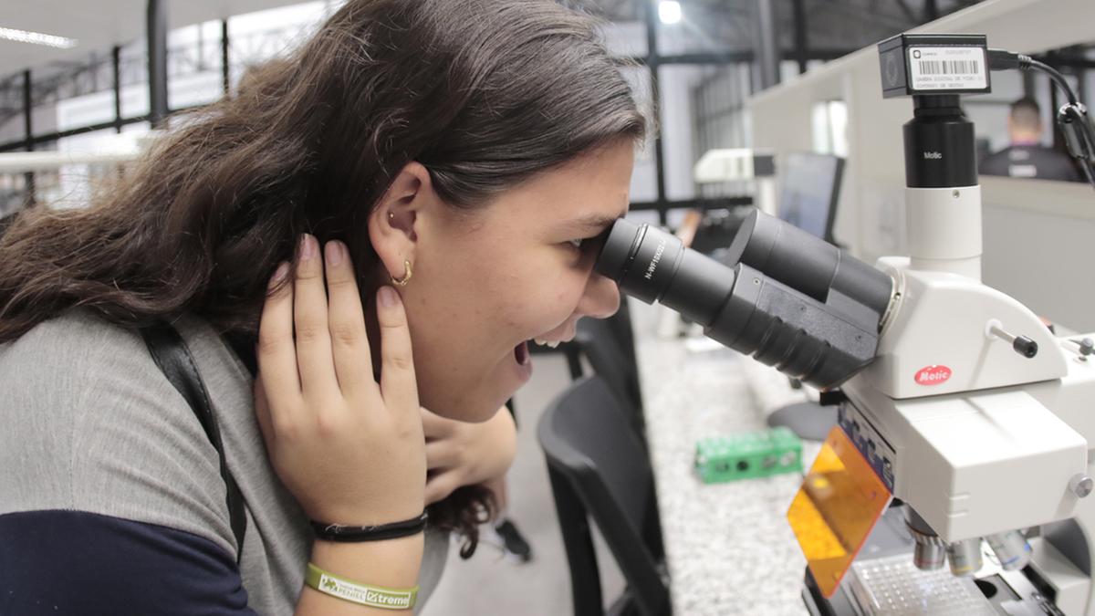 Para ingressar na Ilum é necessário utilizar a nota do Enem e manifestar interesse: são apenas 40 vagas por ano, metade para alunos de escola pública (Denny Cesare)