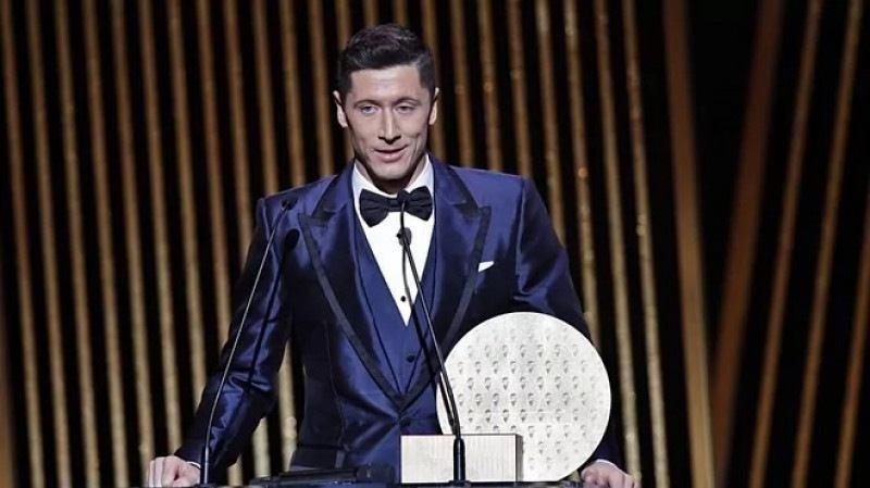 'Gostaria que as palavras de Messi fossem honestas e não em vão', diz Lewandowski (Divulgação)