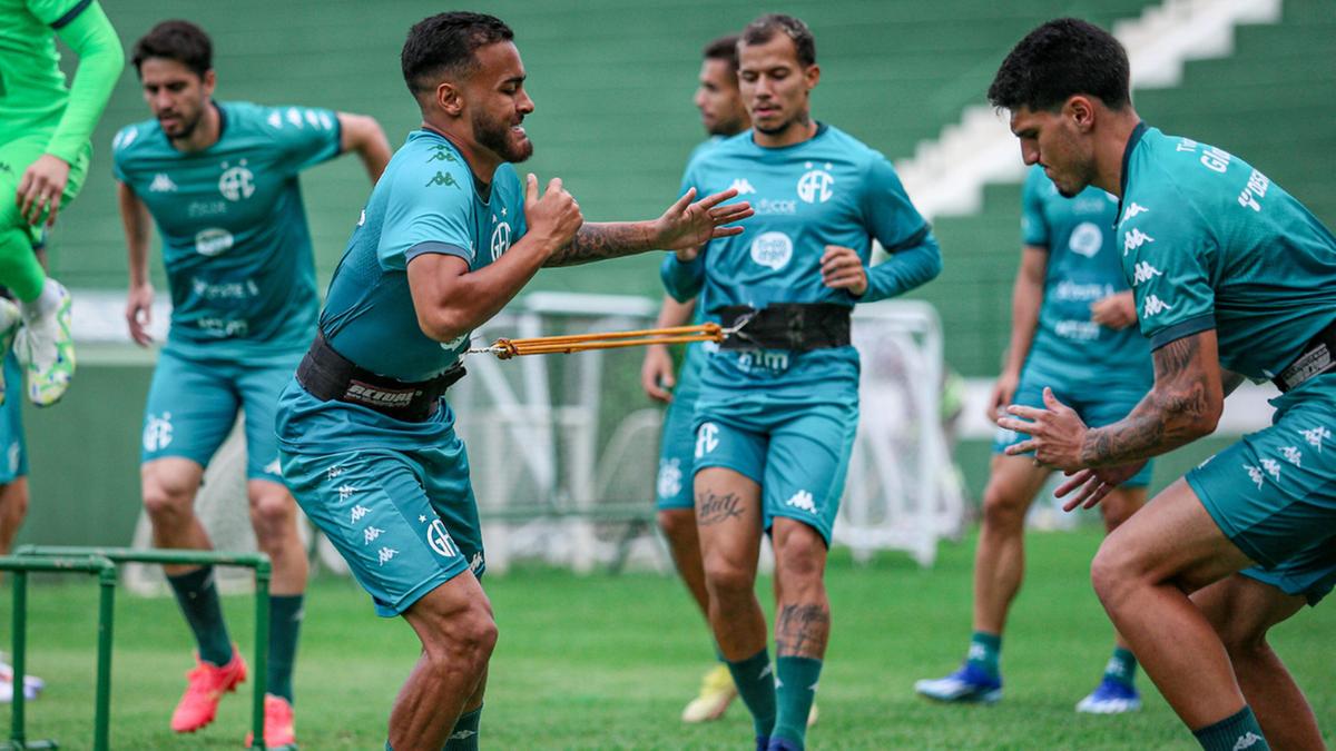 Estevão e Marcelinho estão entre os jogadores poucos utilizados (Raphael Silvestre\Guarani FC)