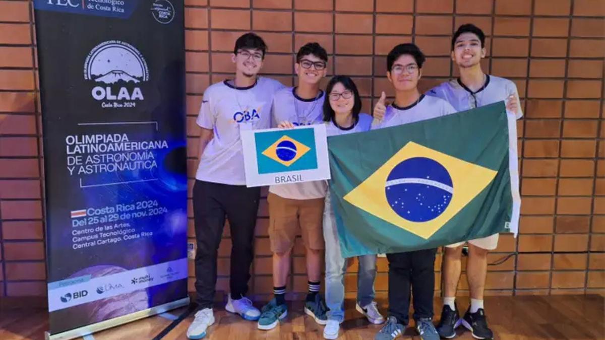 Equipe brasileira conquista 4 medalhas de ouro e uma de bronze na Olimpíada de Astronomia e Astronáutica (OLAA/Divulgação)