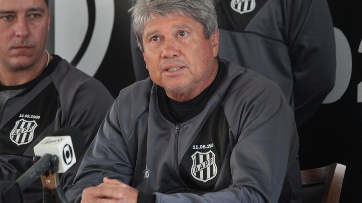 Edson Boaro elogia condição física dos jogadores (Agência Ponte Preta)