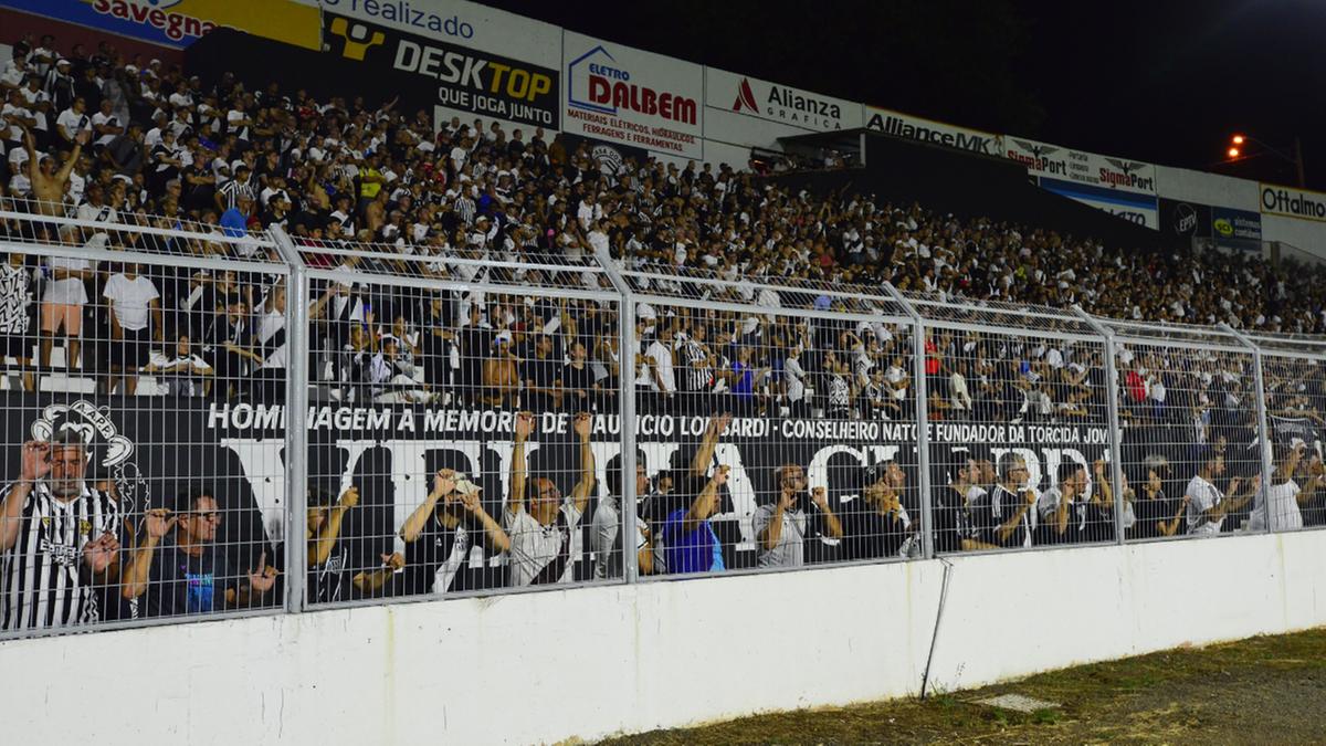 Nos jogos contra o Corinthians, a média é de 8.041 (Júlio César Costa-Especial para Pontepress)