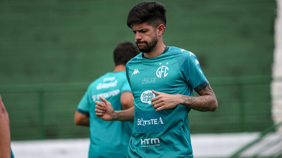 Matheus Régis se recupera de um desconforto no joelho, afirmam dirigentes (Raphael Silvestre\Guarani FC)