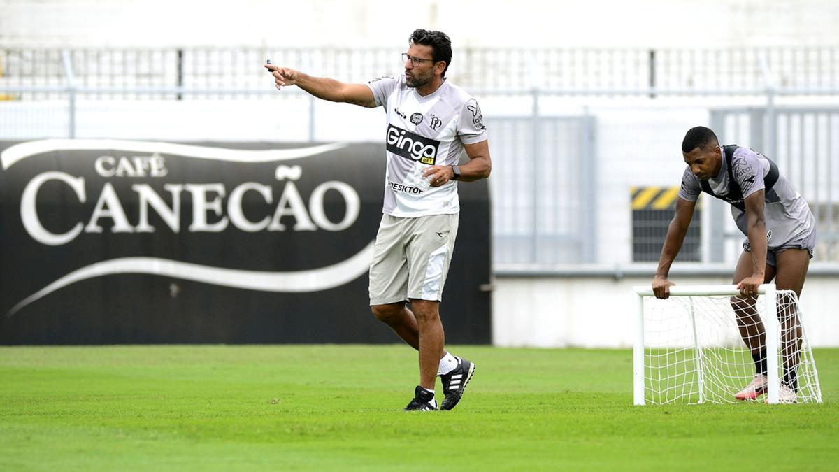 Alberto Valentim quer repetir boa campanha feita no Paulistão (Marcos Ribolli)