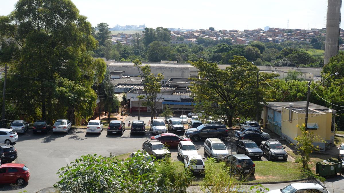 Usuários do estacionamento alegam que há falta de segurança no local, em especial no período noturno (Alessandro Torres)