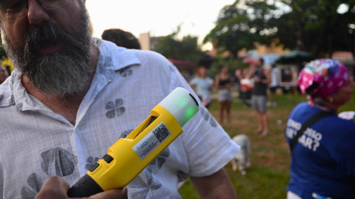 Será utilizado um bafômetro passivo, que detecta se a pessoa fez uso de álcool sem assoprar o bocal; usuário será orientado a utilizar outros meios de deslocamento caso seja identificado o grau de alcoolemia (Alessandro Torres)