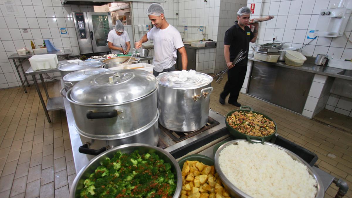 De acordo com o estudo, o setor de serviços, que inclui a área de alimentação, é o principal empregador, com uma participação de 46% (Rodrigo Zanotto)