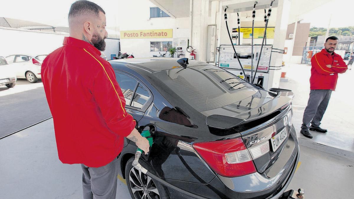 A nova tecnologia inclui lacres eletrônicos, selos de segurança e software de controle metrológico (Rodrigo Zanotto)