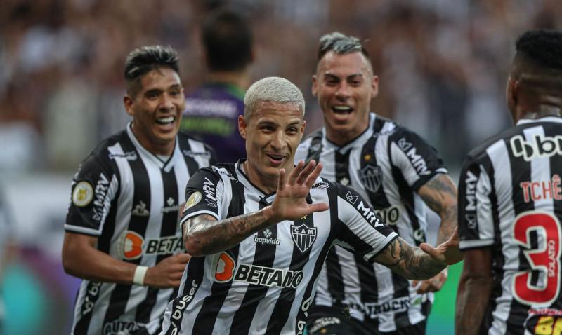 Galo bate o América e se mantém firme na ponta do Brasileirão: 1 a 0 (Pedro Souza)
