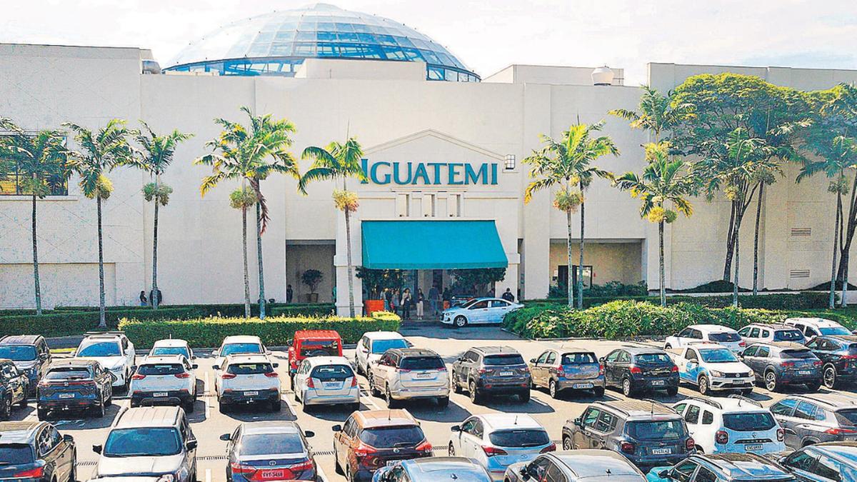 Ciro Neto, CEO da Iguatemi S.A., considerou que o shopping foi uma iniciativa inovadora ao concentrar, de forma pioneira no interior, grandes marcas nacionais e internacionais em um único centro de compras. “É um local com segurança e conforto, onde as pessoas podem aproveitar com as suas famílias aquilo que tem de mais novo no mercado”, analisou (Alessandro Torres)