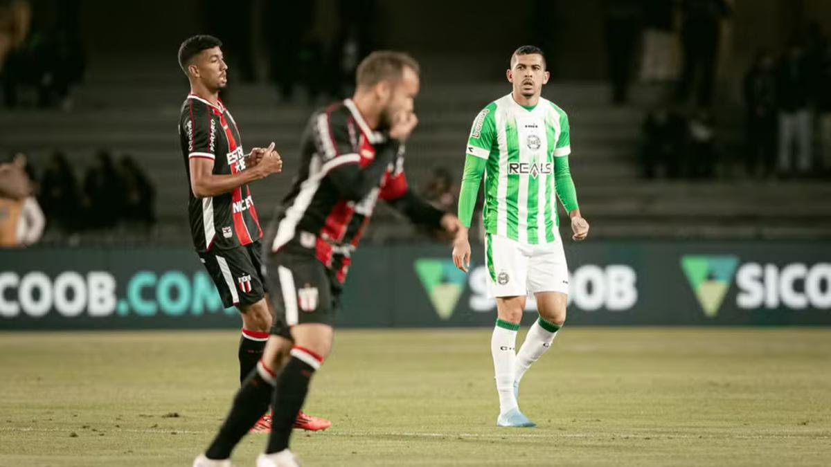  (Thiago Silvério | Coritiba)