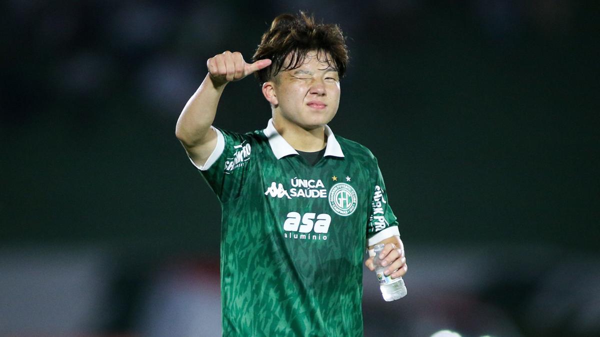 Ryuta Takahashi finalizou, driblou e deu até caneta na vitória do Guarani por 2 a 1 sobre o Paulista (Raphael Silvestre\Guarani FC)