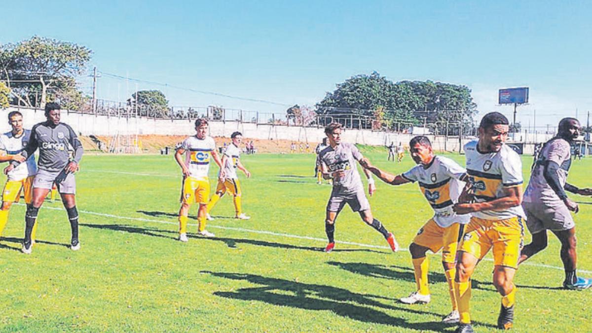 Ponte Preta fez jogo-treino contra o SEV Hortolândia e venceu por 9 a 0 (Paulo Santana/Pontepress)