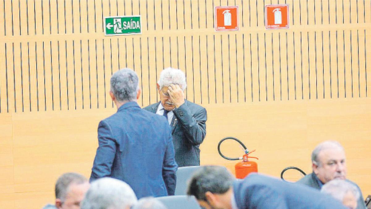 De acordo com a Câmara, a denúncia será aceita se atender aos requisitos do Decreto Lei Número 201/167 e se aprovada pela maioria simples dos parlamentares presentes na reunião ordinária, possivelmente já na próxima segunda-feira, 30 de junho (Alessandro Torres)
