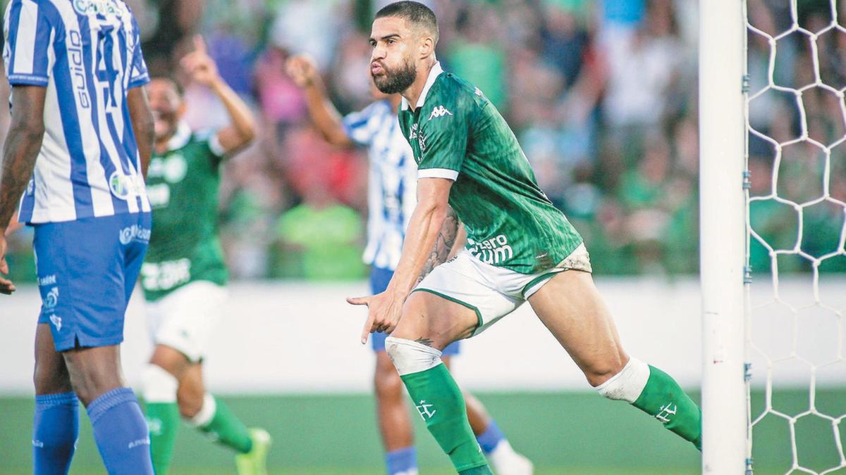 Autor do gol da vitória sobre o CSA, Bruno Santos chegou a três bolas na rede em dois jogos (Raphael Silvestre\Guarani FC)