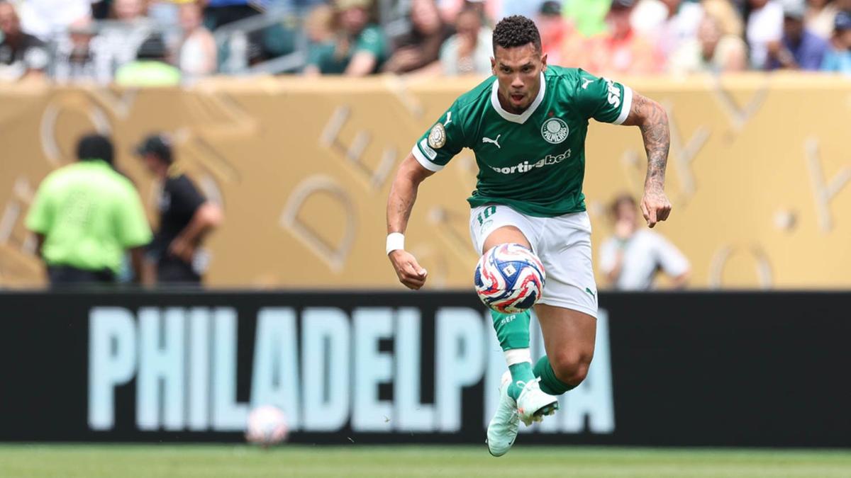 Autor do gol da classificação diante do Botafogo, o atacante Paulinho deve ficar à disposição contra o time inglês (Cesar Greco/Palmeiras)