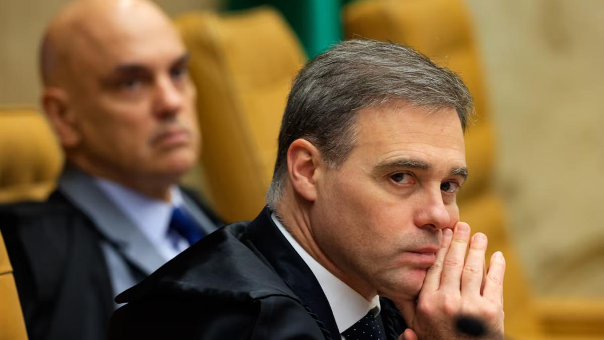 O ministro do Supremo Tribunal Federal (STF) André Mendonça convocou delegados da PF para uma nova reunião sobre a investigação das suspeitas de irregularidades do Banco Master e do seu dono, Daniel Vorcaro (WILTON JUNIOR)