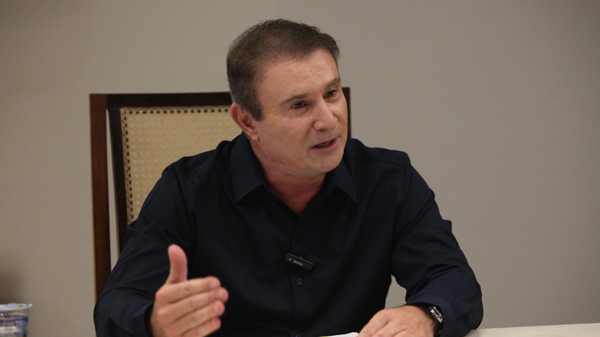 Funcionário de Carreira da Prefeitura de Campinas, o atual chefe de gabinete ingressou no serviço público na gestão do prefeito Magalhães Teixeira, com quem ele diz ter aprendido muito (Rodrigo Zanotto)