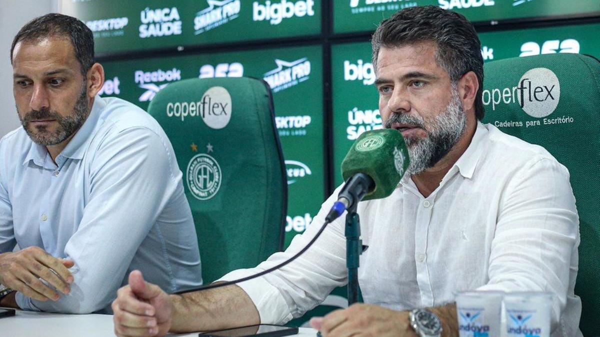 Rômulo Amaro, presidente do Bugre, contratou Carlos Frontini após referências de Hugo Jorge Bravo, do Vila Nova (Raphael Silvestre/Guarani FC)