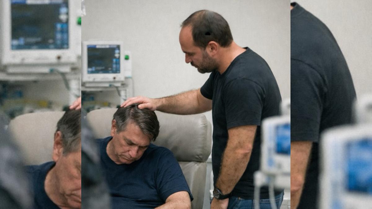 Carlos Bolsonaro ao lado do pai, o ex-presidente Jair Bolsonaro. (Reprodução / Instagram @carlosbolsonaro)