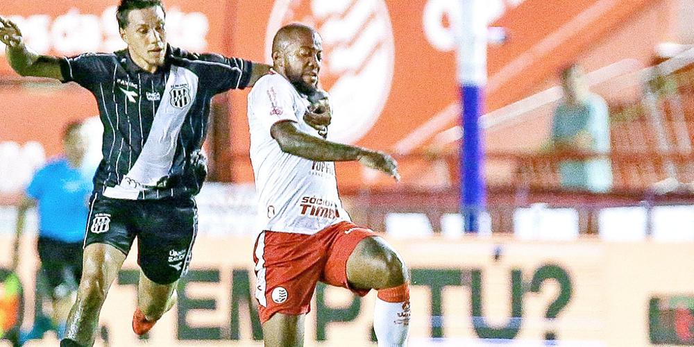 Santana pede foco total no gramado para buscar a recuperação