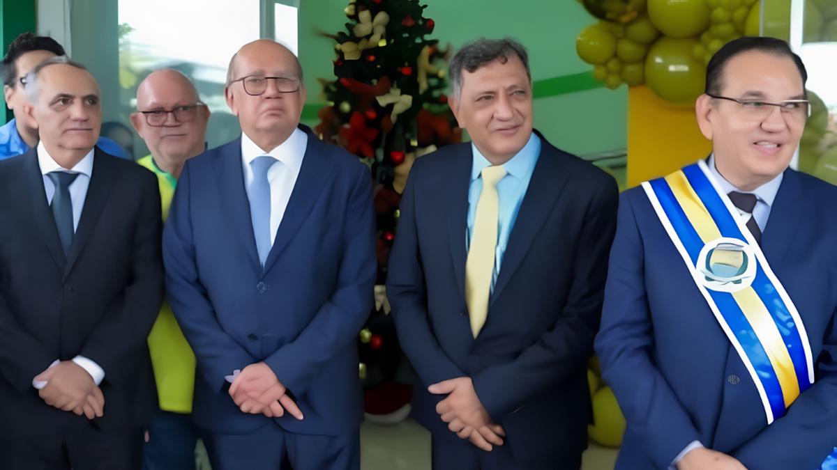 O ministro do Supremo Tribunal Federal (STF) Gilmar Mendes participou da cerimônia de posse de seu irmão, Chico Mendes, como prefeito de Diamantino (Samuel Janke/Prefeitura de Diamantino)