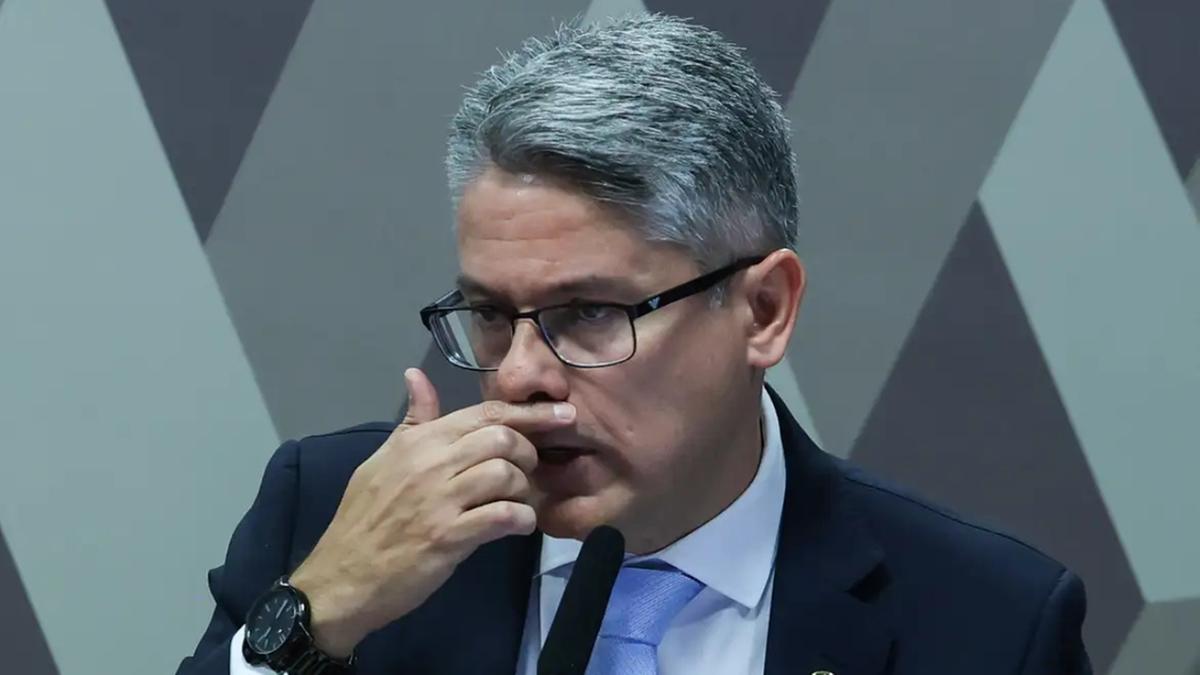 O senador Alessandro Vieira (MDB-SE) (Lula Marques/Agência Brasil.)