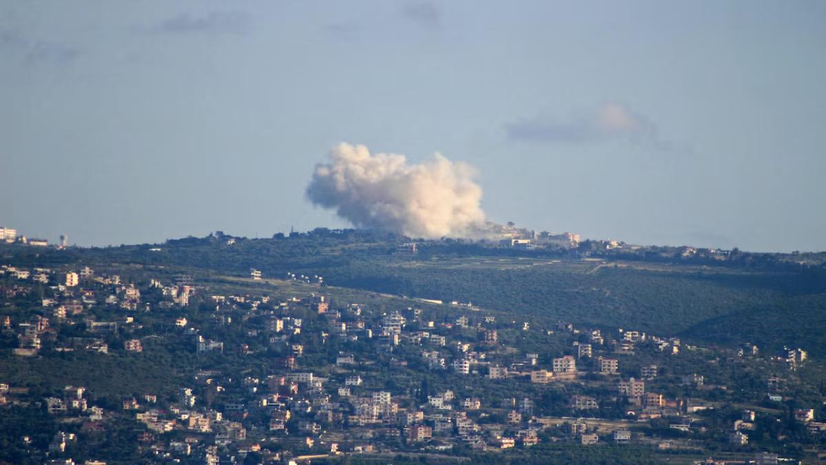 Exército israelense emitiu aviso para que os moradores de nove vilas do sul de Beirute evacuassem região (Kawnat Haju/AFP)