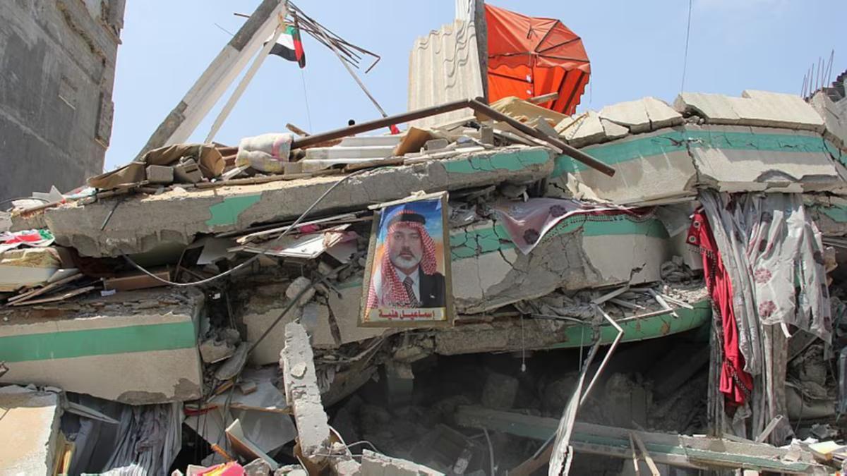 Casa de Ismail Haniyeh, líder do Hamas, bombardeada na terça-feira, 29, no bairro de Al-Shatea, em Gaza (Lourival Sant"Anna/Estadão)