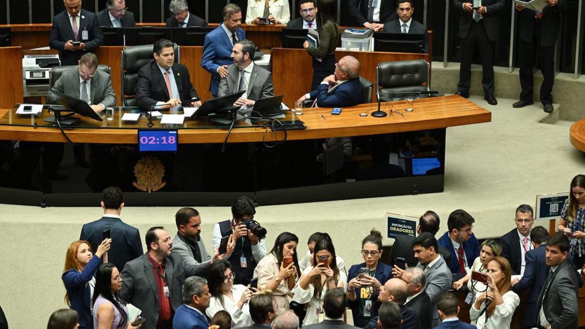 Plenário da Câmara dos Deputados durante sessão conjunta do Congresso Nacional destinada à deliberação dos dispositivos 4, 5, 23 e 25 do Veto nº 51 de 2025 (PLDO 2026) (Saulo Cruz/Agência Senado)