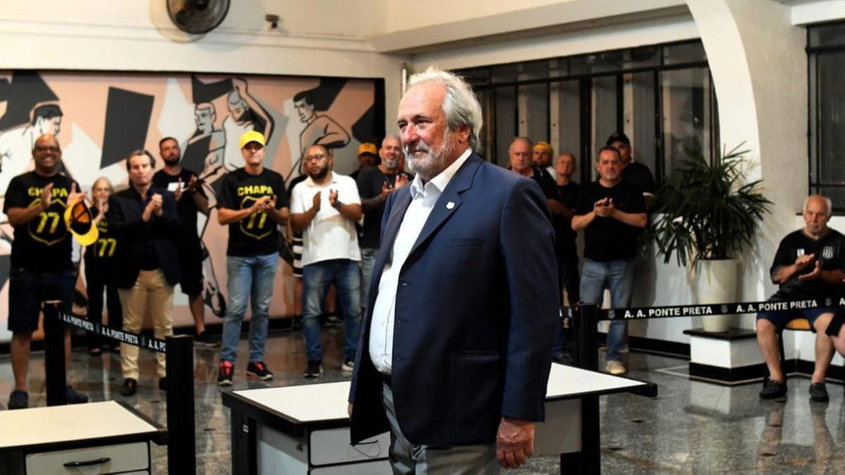O presidente da Macaca, Luiz Alves Torrano, articula a entrada de verbas emergenciais com parceiros a fim de estancar a crise e reorganizar as finanças do clube (Marcos Ribolli)