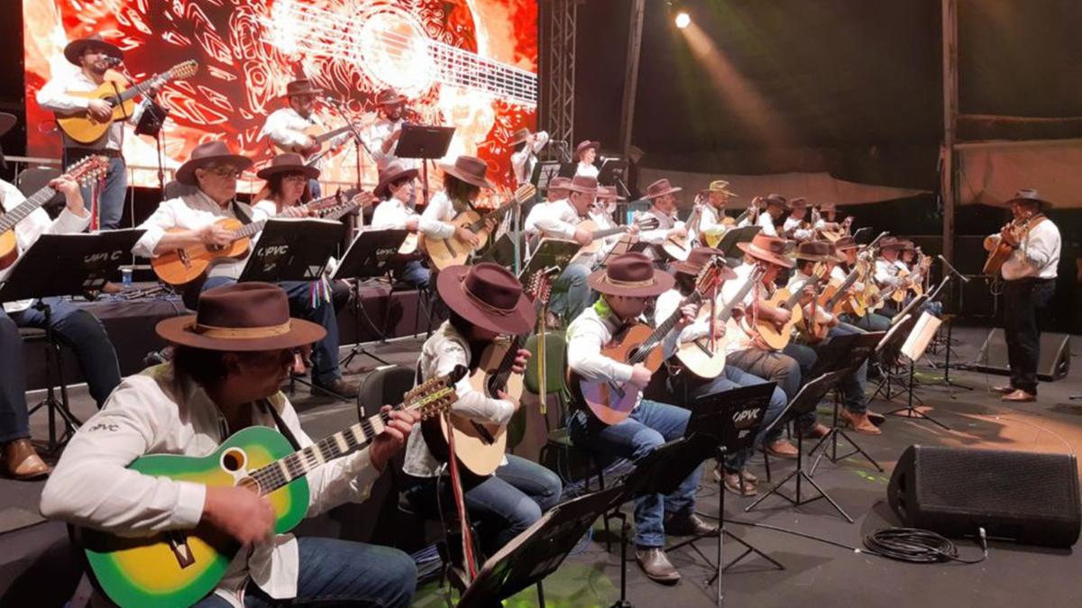 A Concha Acústica da Lagoa do Taquaral recebe hoje um espetáculo que aproxima a música caipira de raiz de influências da MPB, do rock, da música erudita e da new age (Divulgação)